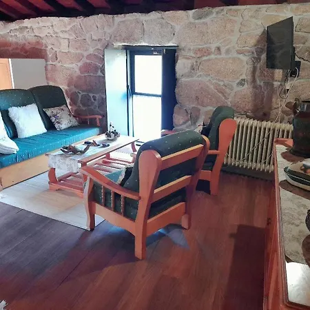 Caserio De Fontes Landhaus *