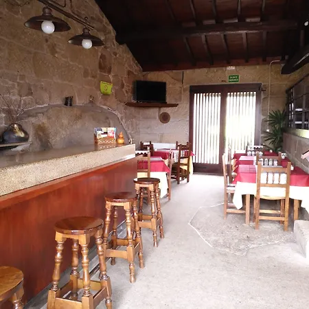 Caserio De Fontes Nogueira De Ramuin