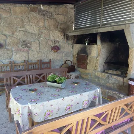 Caserio De Fontes Casa rural *