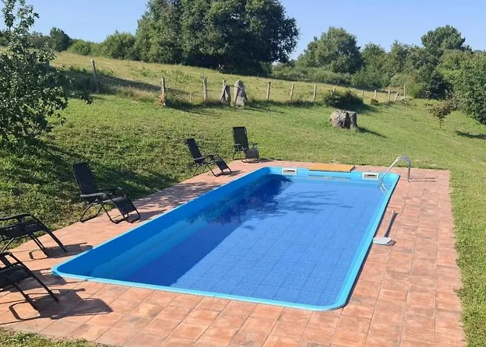 Caserio De Fontes Nogueira De Ramuin