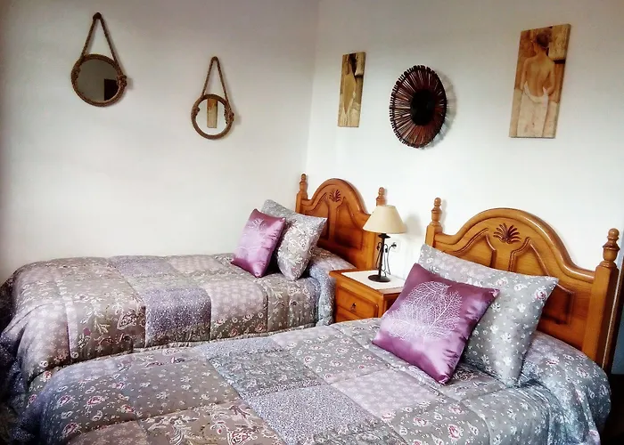 Caserio De Fontes * Nogueira De Ramuin