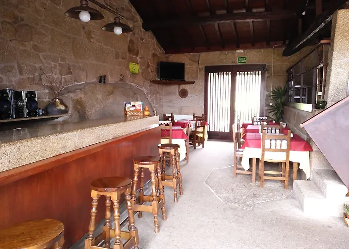 Caserio De Fontes Nogueira De Ramuin