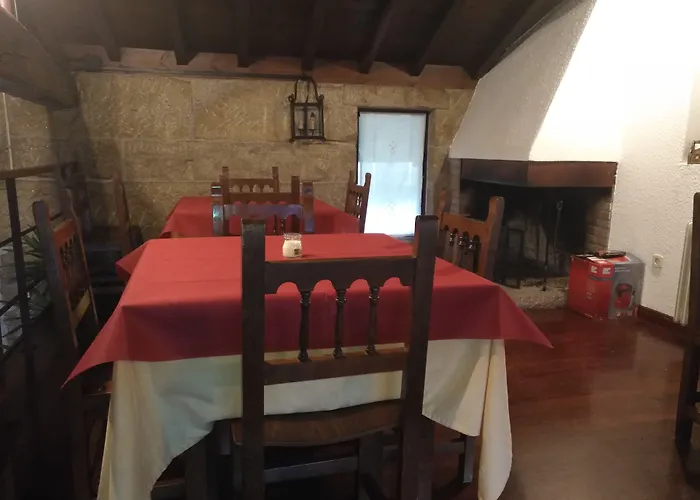 Caserio De Fontes Nogueira De Ramuin