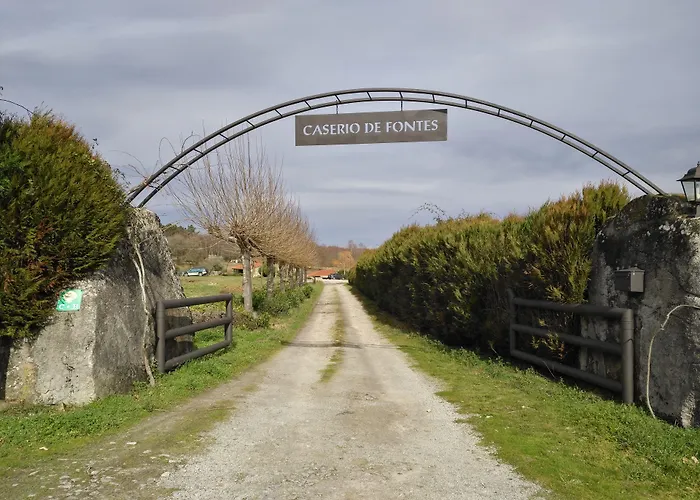 Gospodarstwo wiejskie Caserio De Fontes *