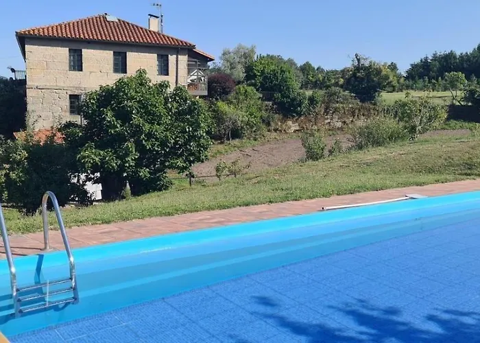 Caserio De Fontes Nogueira De Ramuin