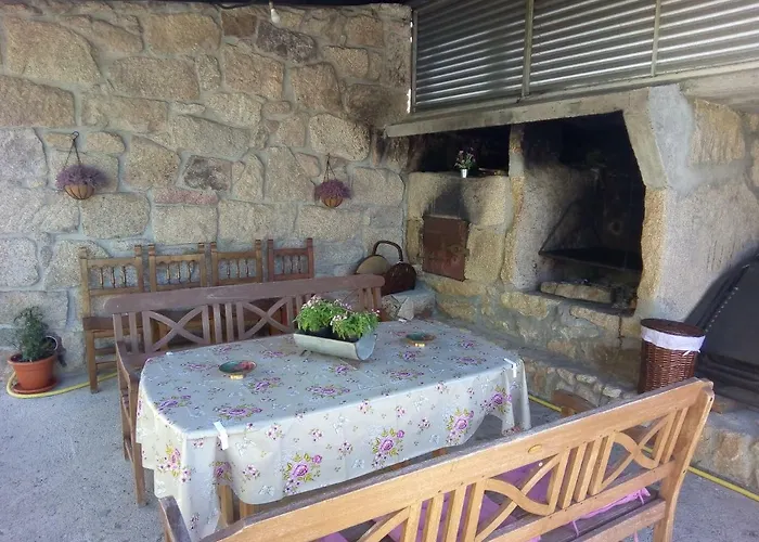 Caserio De Fontes Gospodarstwo wiejskie *